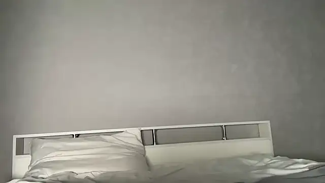 MilenaMilven online show from April 3, 2026, 8:15 pm