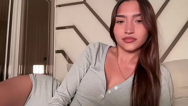 Snapshot of MilenaMilven chatting on November 19, 2025, 7:36 pm MilenaMilven online show from November 19, 2025, 7:36 pm