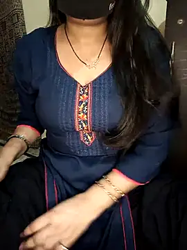 Snapshot of Soniya_444 chatting on March 11, 2025, 6:30 pm Soniya 444 online show from March 11, 2025, 6:30 pm