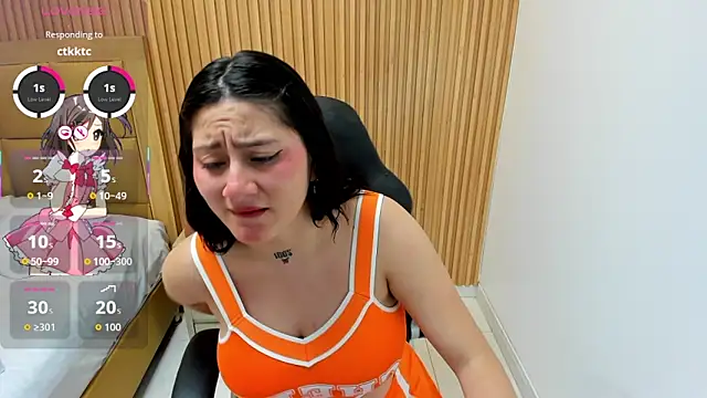 LOLAMAXI online show from November 20, 2025, 3:18 am