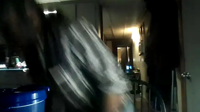 zaneporter46 online show from November 18, 2025, 1:14 pm