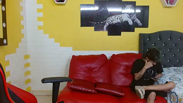 andy dan18 online show from February 28, 2026, 7:46 pm