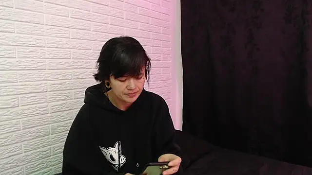 rousstattoo online show from February 21, 2025, 6:51 am