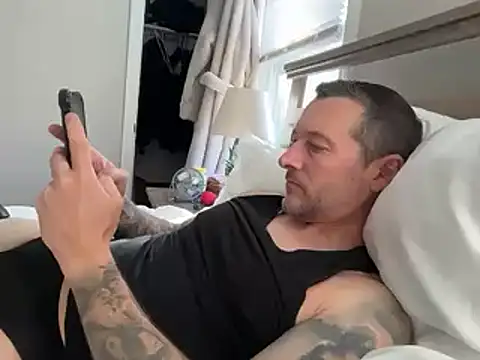 Snapshot of moon-boy chatting on November 6, 2025, 6:12 pm moon-boy online show from November 6, 2025, 6:12 pm