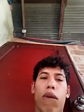 Snapshot of Andres123cv chatting on February 9, 2026, 9:46 pm Andres123cv online show from February 9, 2026, 9:46 pm