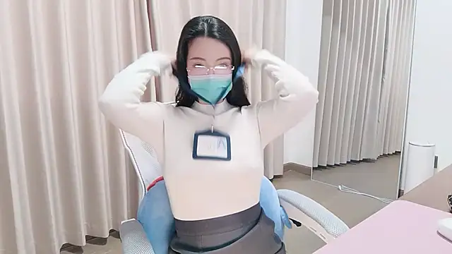 Snapshot of Lucky-kaka999 chatting on March 12, 2026, 5:34 am Lucky-kaka999 online show from March 12, 2026, 5:34 am