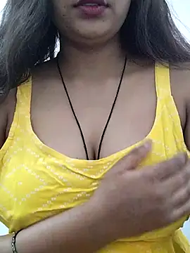 Snapshot of cute_monu chatting on November 10, 2025, 3:11 am cute monu online show from November 10, 2025, 3:11 am