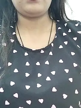 Snapshot of cute_monu chatting on November 1, 2025, 4:30 am cute monu online show from November 1, 2025, 4:30 am