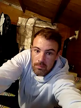 Snapshot of Eddyfrancis87 chatting on September 19, 2025, 12:14 am Eddyfrancis87 online show from September 19, 2025, 12:14 am