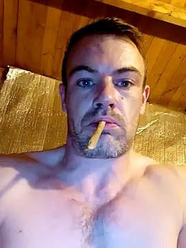 Snapshot of Eddyfrancis87 chatting on November 24, 2025, 3:28 am Eddyfrancis87 online show from November 24, 2025, 3:28 am