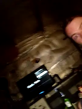 Snapshot of Eddyfrancis87 chatting on October 4, 2025, 1:29 am Eddyfrancis87 online show from October 4, 2025, 1:29 am