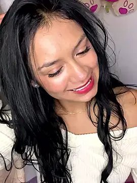 Charlotemonroe online show from December 31, 2024, 4:49 am