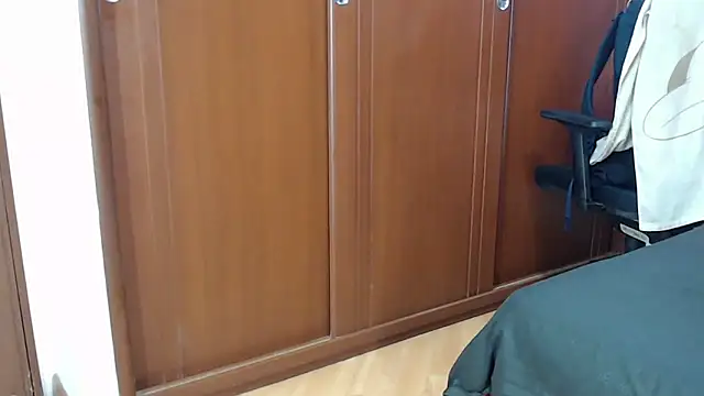 Snapshot of GabrielaFerrer02 chatting on November 9, 2025, 1:48 pm GabrielaFerrer02 online show from November 9, 2025, 1:48 pm