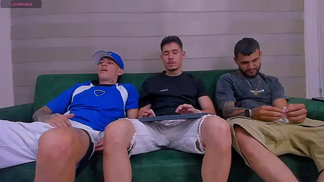 hell twink online show from September 24, 2025, 8:37 pm