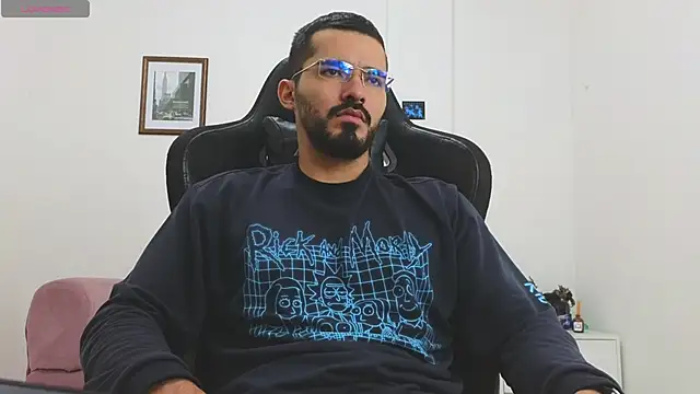 Massimoo 07 online show from December 1, 2025, 6:31 pm