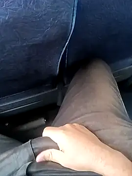 Snapshot of Arasu_ chatting on November 14, 2025, 8:23 pm Arasu online show from November 14, 2025, 8:23 pm