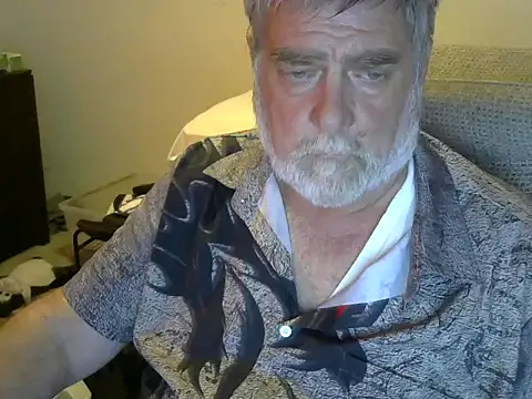 Snapshot of viejo_oso chatting on September 19, 2025, 2:15 am viejo oso online show from September 19, 2025, 2:15 am