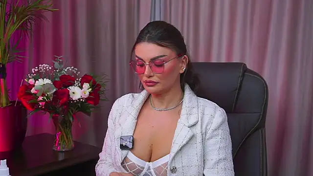 myakalifa online show from September 16, 2025, 7:37 pm