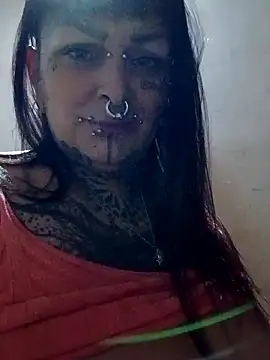 Snapshot of RichBitc4xxx89 chatting on December 16, 2025, 6:28 am RichBitc4xxx89 online show from December 16, 2025, 6:28 am