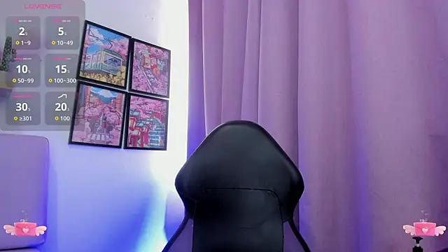 Snapshot of Carolina_Burninng chatting on October 25, 2025, 6:41 pm Carolina Burninng online show from October 25, 2025, 6:41 pm