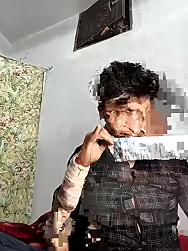 sexy boy 26 online show from February 8, 2026, 8:39 pm