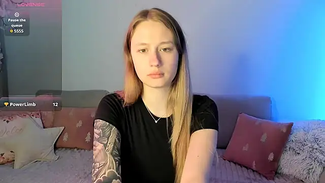 Snapshot of Haley_Vixen chatting on May 25, 2026, 8:13 am Haley Vixen online show from May 25, 2026, 8:13 am