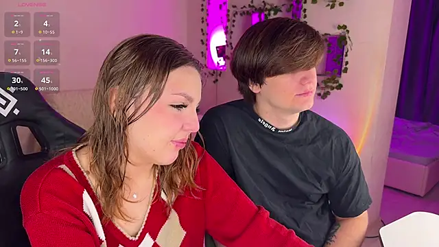 RobertAndLinela online show from December 19, 2025, 6:38 am