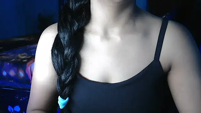 Snapshot of Somiya87 chatting on May 15, 2026, 8:07 pm Somiya87 online show from May 15, 2026, 8:07 pm