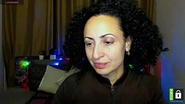 Arianasweety23 online show from December 15, 2025, 6:25 pm