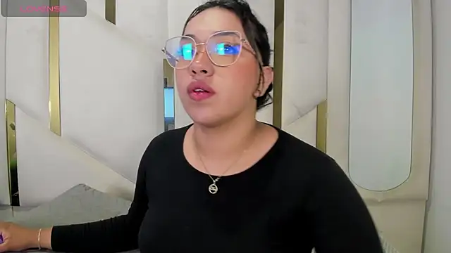 Snapshot of IsabellRodriguez18 chatting on June 19, 2026, 4:18 am IsabellRodriguez18 online show from June 19, 2026, 4:18 am