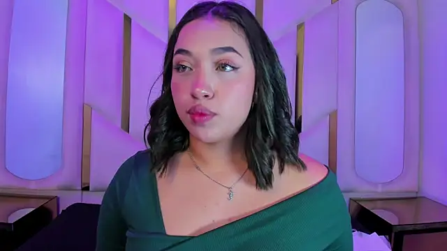 Snapshot of IsabellRodriguez18 chatting on April 14, 2026, 3:22 am IsabellRodriguez18 online show from April 14, 2026, 3:22 am
