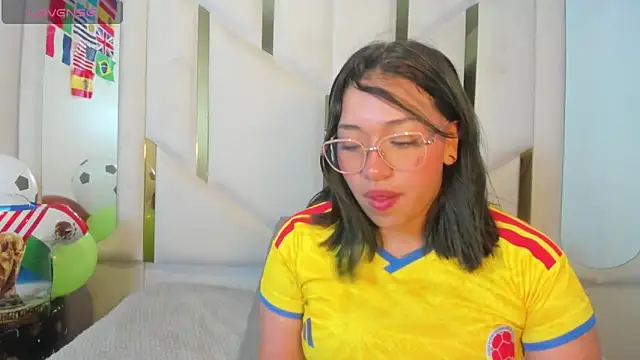 Snapshot of IsabellRodriguez18 chatting on June 18, 2026, 4:22 am IsabellRodriguez18 online show from June 18, 2026, 4:22 am