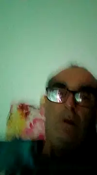 Snapshot of mas317592 chatting on January 4, 2025, 1:21 am mas317592 online show from January 4, 2025, 1:21 am