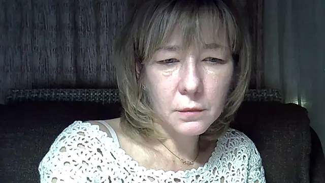 EllaJohnsonX online show from January 3, 2025, 4:06 pm