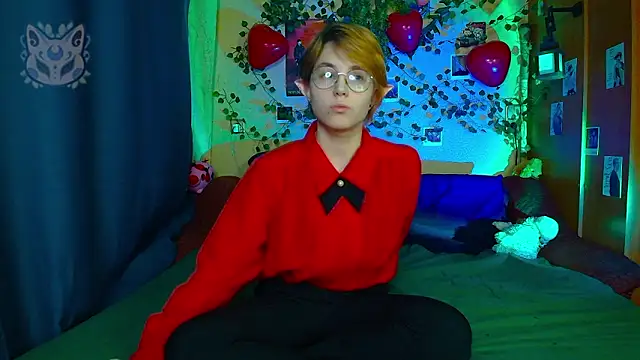 TrickyKitsune online show from March 14, 2026, 6:36 pm