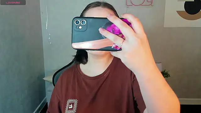 EricaElliott online show from March 27, 2026, 9:21 am