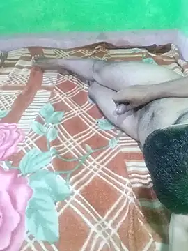Coupleshow47 online show from May 15, 2026, 11:36 pm
