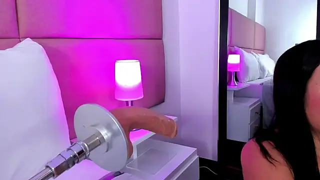 Snapshot of SammyMorales chatting on November 19, 2025, 12:38 pm SammyMorales online show from November 19, 2025, 12:38 pm