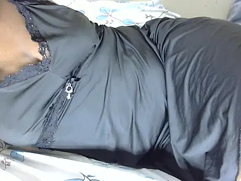 Sexymish25 online show from November 26, 2025, 5:57 pm