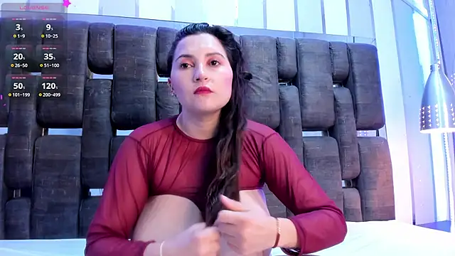 Snapshot of LunaPleasure chatting on March 4, 2025, 9:00 pm LunaPleasure online show from March 4, 2025, 9:00 pm