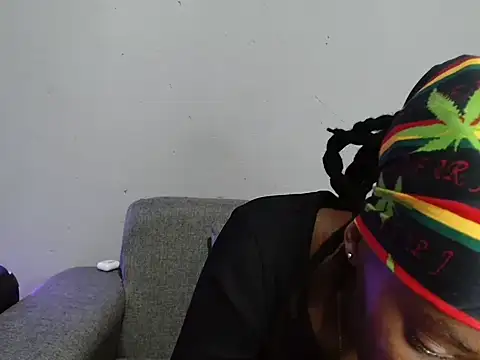 Snapshot of xxSexyTalia28 chatting on October 23, 2025, 7:51 am xxSexyTalia28 online show from October 23, 2025, 7:51 am