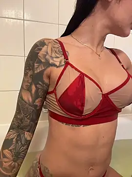 Karol Towers online show from January 6, 2026, 2:43 pm