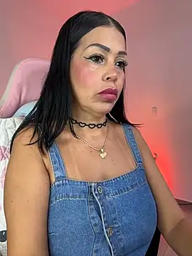 KarolRubi1 online show from February 8, 2026, 7:22 pm