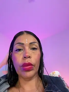 KarolRubi1 online show from November 15, 2025, 8:13 pm