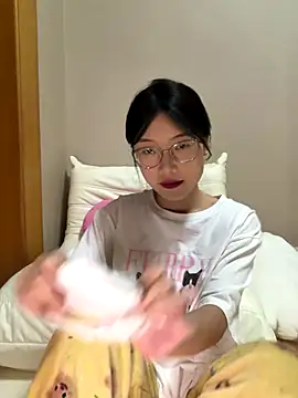 Snapshot of berberson chatting on October 22, 2025, 1:21 pm berberson online show from October 22, 2025, 1:21 pm