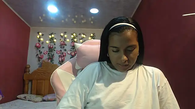 Snapshot of Coral0403 chatting on July 17, 2026, 7:55 pm Coral0403 online show from July 17, 2026, 7:55 pm