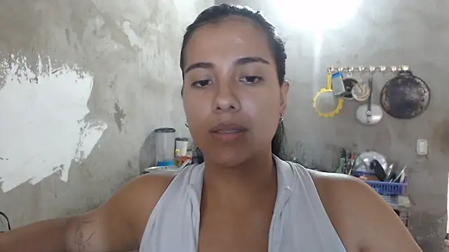 Snapshot of Coral0403 chatting on June 12, 2026, 7:22 pm Coral0403 online show from June 12, 2026, 7:22 pm