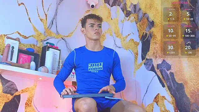 Snapshot of Nijinsky_LatinBoy chatting on December 16, 2025, 7:34 am Nijinsky LatinBoy online show from December 16, 2025, 7:34 am