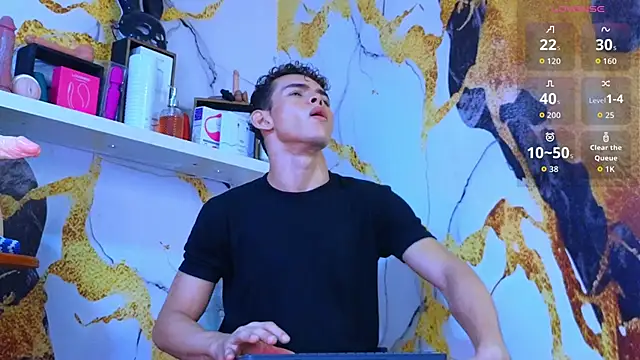 Snapshot of Nijinsky_LatinBoy chatting on November 15, 2025, 11:25 am Nijinsky LatinBoy online show from November 15, 2025, 11:25 am