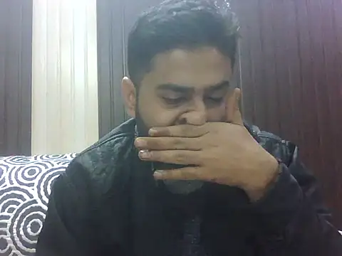 indihotguy online show from February 2, 2026, 1:43 pm